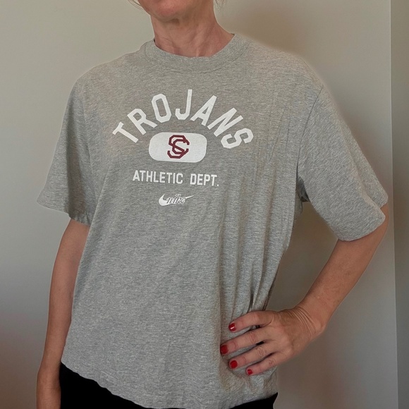 Nike USC t-shirt, Size Medium, Grey - Picture 2 of 6